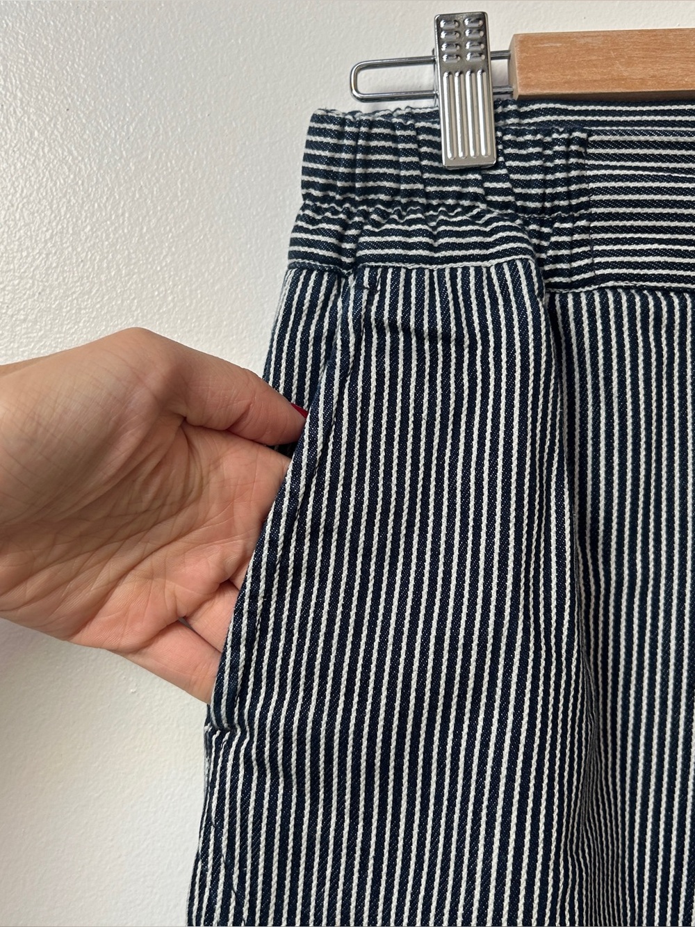 Kotn Baggy Railroad Striped Denim Pants - Picture 4 of 8